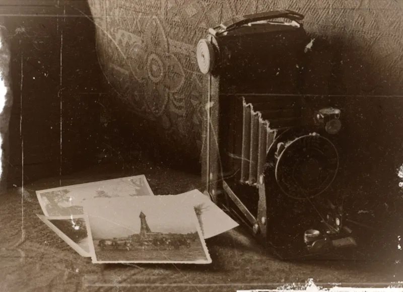 When a Photograph Was a Promise: The Lost Weight of a Single Image